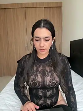 Nicollemays online show from April 20, 1:14 pm