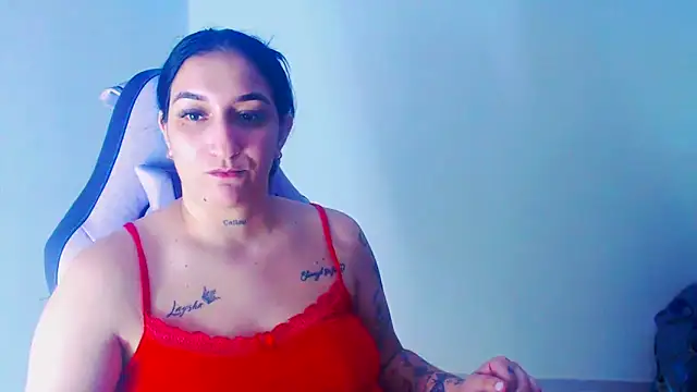 liz dirty online show from April 8, 10:34 pm