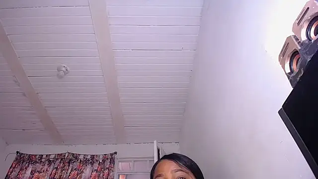 yselahot online show from October 12, 3:25 pm