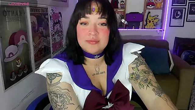 Snapshot of ElectricSapphire chatting on October 15, 4:26 am ElectricSapphire online show from October 15, 4:26 am