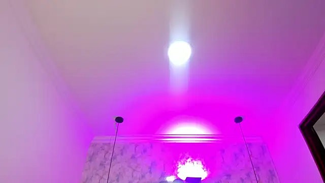 nalalye cruzz  online show from February 21, 6:58 am