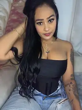 Luisa Fernandaa online show from May 29, 3:15 am