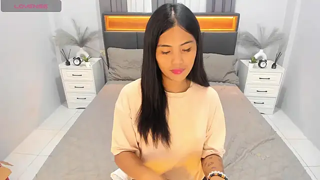 EllaCalifa online show from November 2, 6:17 am