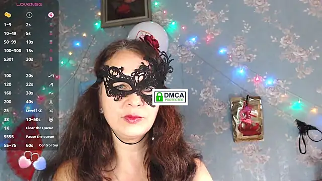 Snapshot of VanezaSmith chatting on October 31, 8:46 pm VanezaSmith online show from October 31, 8:46 pm