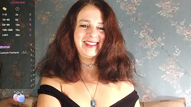 Snapshot of VanezaSmith chatting on October 4, 12:05 am VanezaSmith online show from October 4, 12:05 am