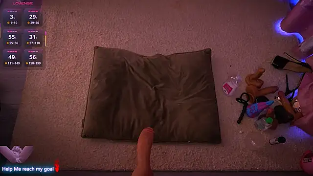 Redhead Shark new online show from March 22, 1:17 pm