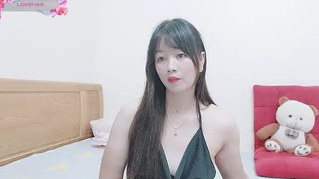 Snapshot of Holygirlsweet777 chatting on September 18, 2:21 am Holygirlsweet777 online show from September 18, 2:21 am