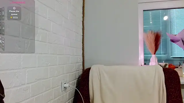 SayMeow  online show from November 23, 7:11 am