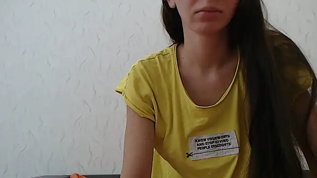 HoneyWiles online show from October 12, 1:24 pm