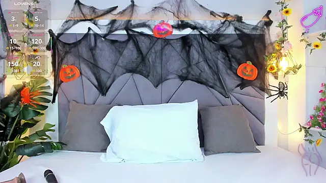 KiarhaTrixie online show from October 24, 3:13 am