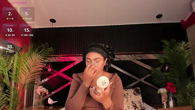 Aluna sweet online show from December 4, 7:58 pm