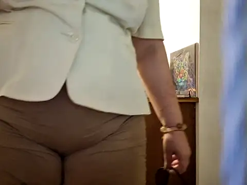 Samantha Squirtxh online show from September 15, 1:36 am