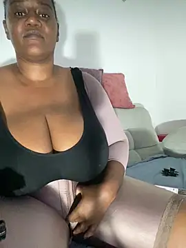 LiraRusso online show from January 10, 12:48 am