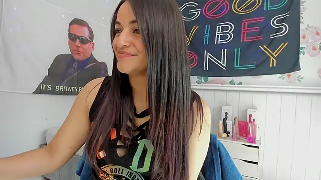 LovelyAzucena online show from November 7, 3:28 pm