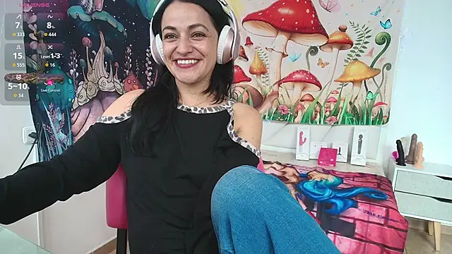 LovelyAzucena online show from March 13, 4:08 pm