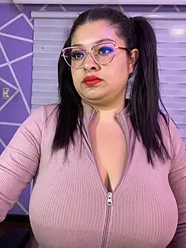 MiiaaJoness online show from May 4, 4:22 pm