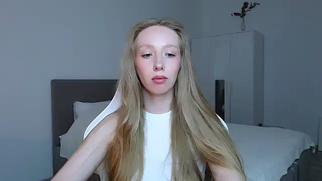 Snapshot of Luna_insniity chatting on September 13, 7:00 pm Luna insniity online show from September 13, 7:00 pm