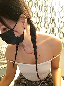 Silvia Zeno online show from November 8, 5:56 am