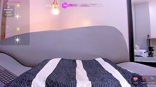 tinaclark  online show from December 1, 8:11 pm