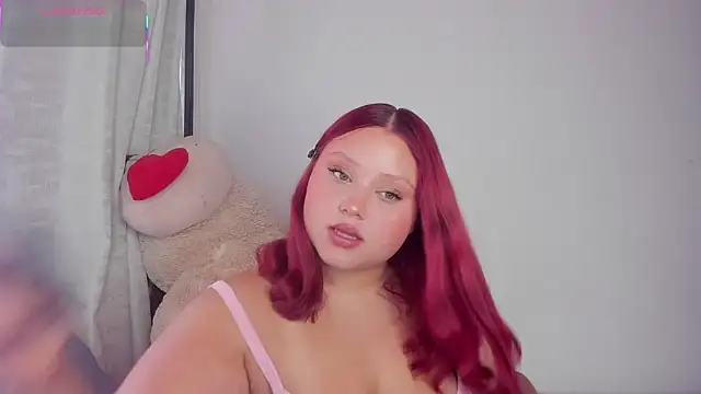 Snapshot of YuliCardona_ chatting on September 15, 2:14 pm YuliCardona  online show from September 15, 2:14 pm