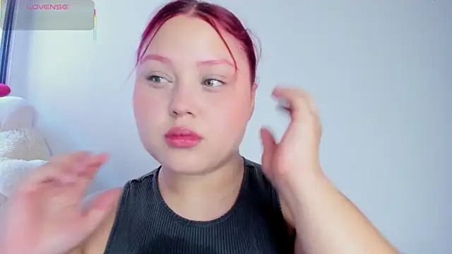 Snapshot of YuliCardona_ chatting on September 8, 5:23 pm YuliCardona  online show from September 8, 5:23 pm