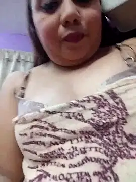 Snapshot of aniv96 chatting on October 29, 12:59 am aniv96 online show from October 29, 12:59 am