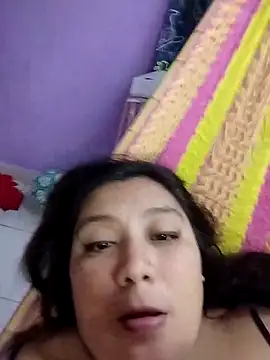 Snapshot of aniv96 chatting on October 14, 5:43 am aniv96 online show from October 14, 5:43 am