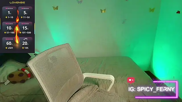 9 Fernanda 9 online show from April 18, 7:29 pm