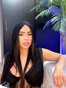 Mau White online show from January 18, 7:10 pm