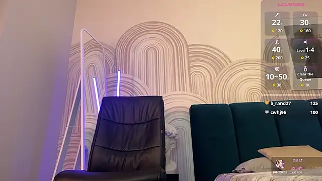 viviann evans online show from March 21, 2:27 am