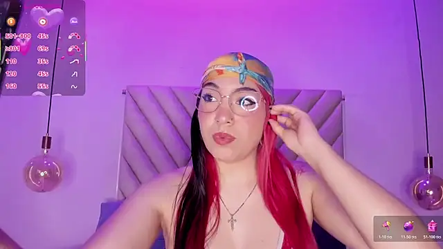 EmmaSwift  online show from November 14, 1:49 am