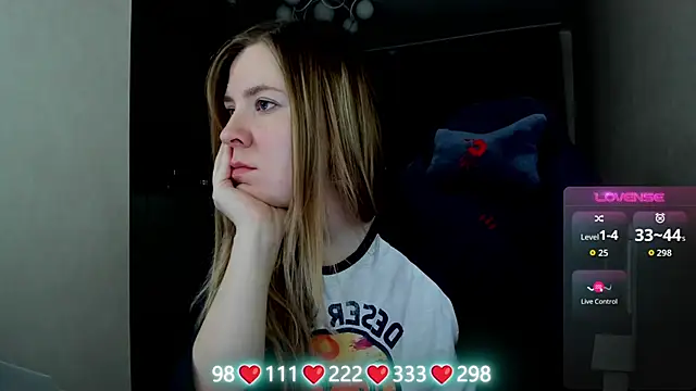 Olivia Munk online show from February 18, 6:01 am