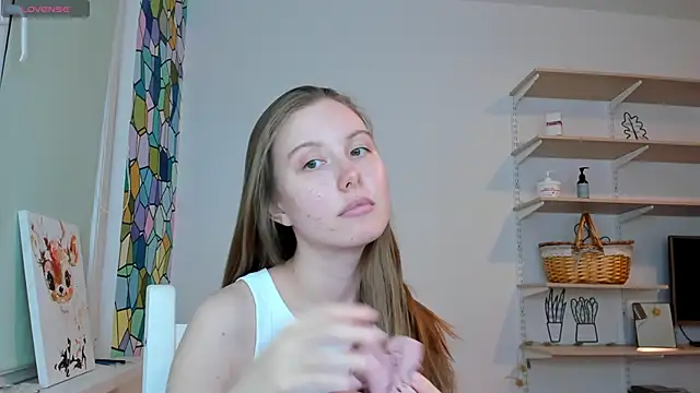 Snapshot of Peggy_Beauty chatting on October 5, 3:50 pm Peggy Beauty online show from October 5, 3:50 pm