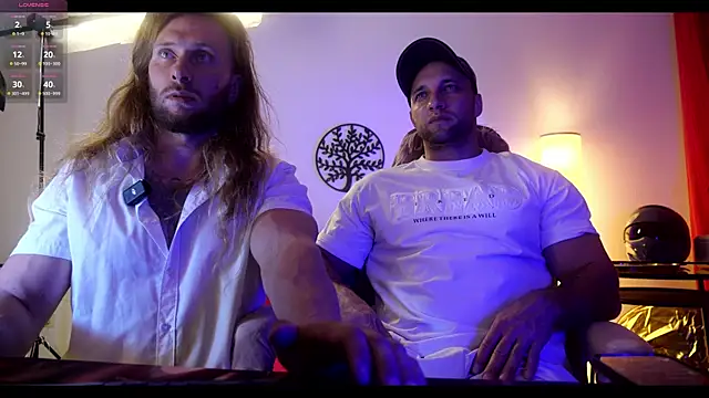 Snapshot of rusbigpaul chatting on September 26, 8:28 pm rusbigpaul online show from September 26, 8:28 pm