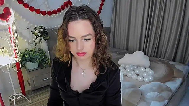 MiracleCurly online show from April 19, 3:06 am