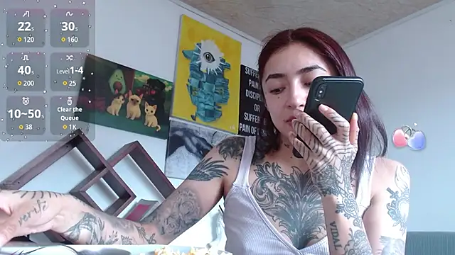 ZoeBakers  online show from March 10, 7:18 pm