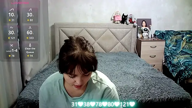 juliettkalen online show from September 15, 5:27 am