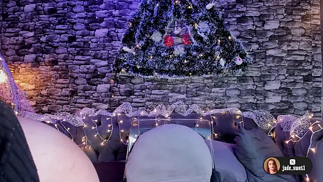 jade swet online show from December 19, 9:34 am