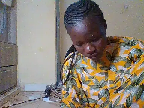 prettychic5 online show from March 6, 6:19 am