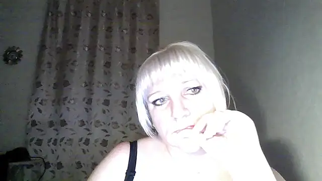 MeilomaWesa online show from November 17, 3:46 pm