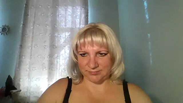 MeilomaWesa online show from October 2, 1:27 pm