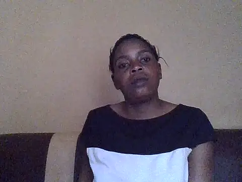 Snapshot of sweetbabra1 chatting on September 30, 1:06 pm sweetbabra1 online show from September 30, 1:06 pm
