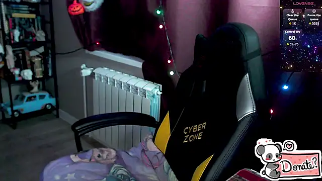 so cute777 online show from February 25, 6:50 pm