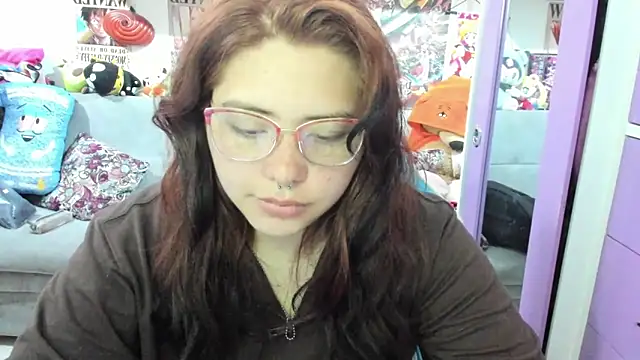 soficammy online show from October 3, 8:36 pm